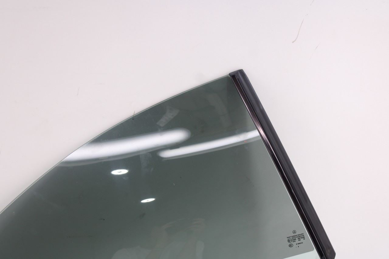 2006-2009 Mercedes-Benz CLK350 Rear Right Quarter Window Fixed Glass 20967002102