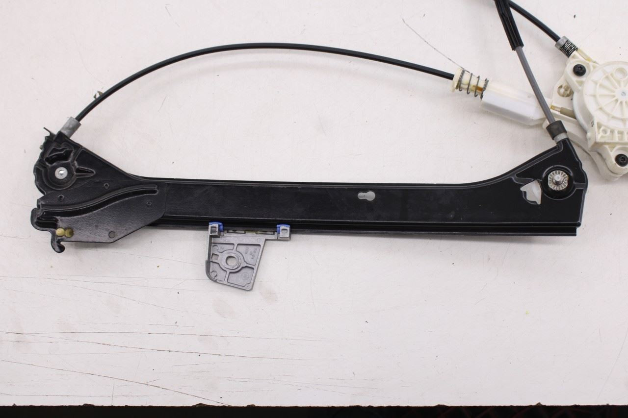 2006-2009 Mercedes-Benz CLK 350 Front Left Side Door Window Regulator w/ Motor9