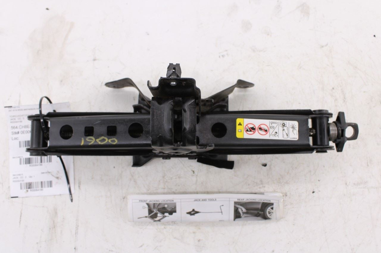 2011-2022 Dodge Durango SXT 3.6L AWD Scissor Lifting Jack 68332817AB OEM2
