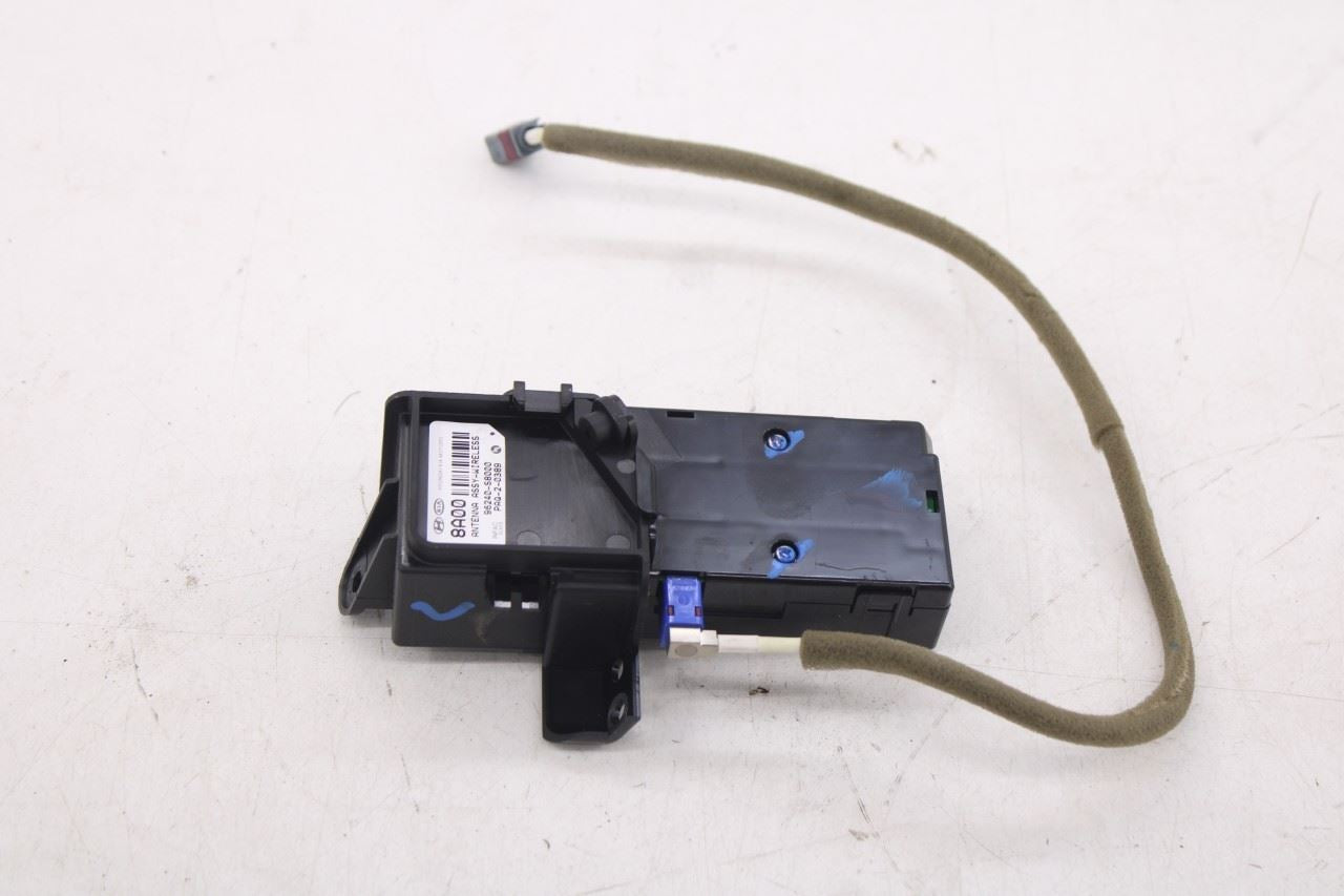 20-2022 Hyundai Palisade Limited AWD GPS Wireless System Antenna 96240S80002