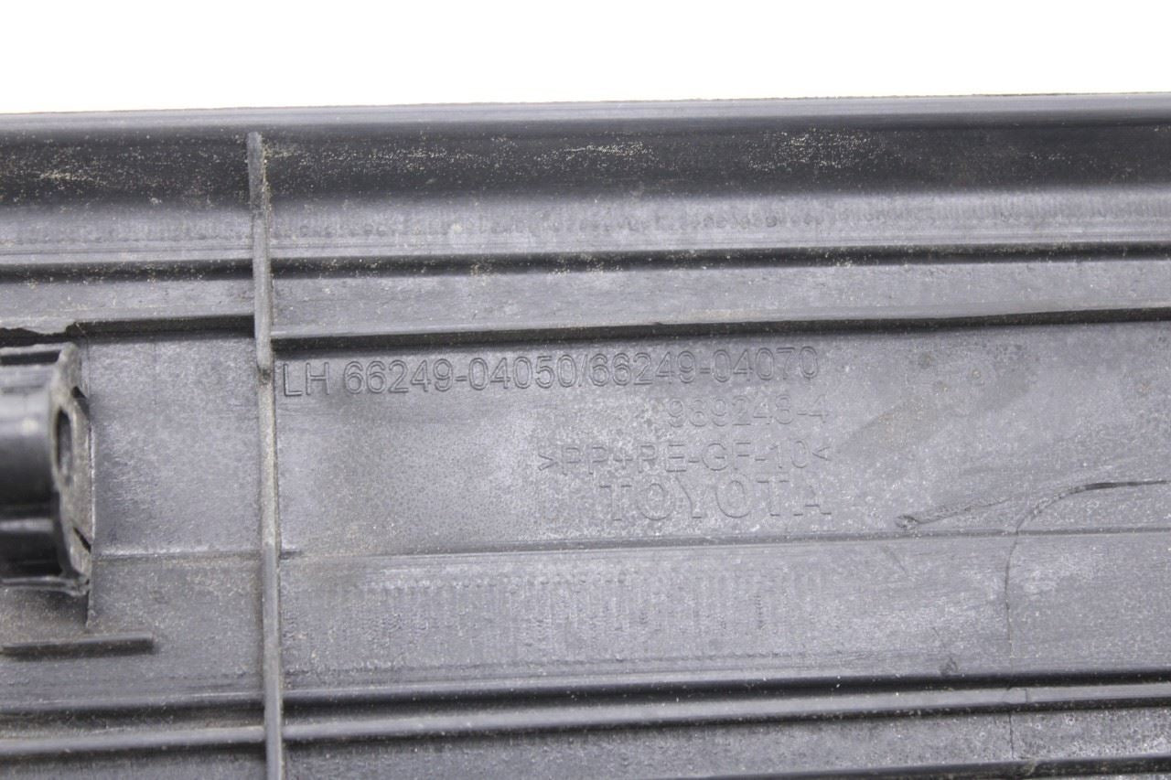 16-23 Toyota Tacoma SR5 Rear Left Truck Bed Upper Rail Molding 66249-04050 *ReaD17