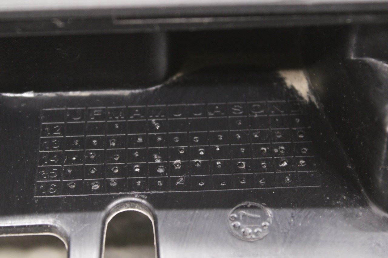 14-18 Ram 2500 Tradesman Crew Cab 6.4L 2WD Front Radiator Upper Grille w/ Emblem - Alshned Auto Parts