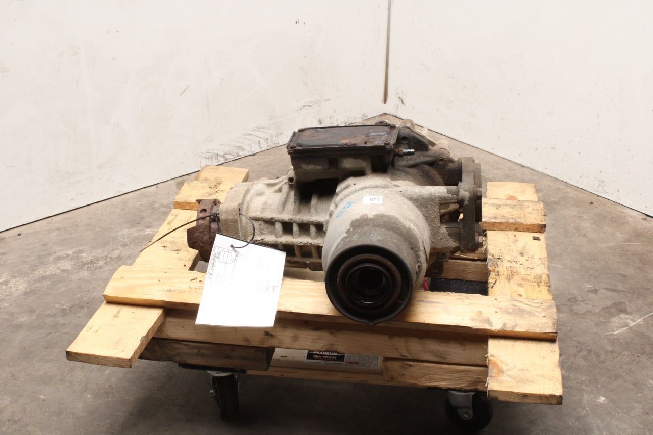 2014-18 Jeep Cherokee Limited 3.2L 4x4 Rear Differential Carrier 3.21 ratio 86K - Alshned Auto Parts