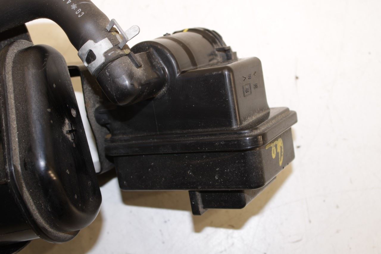 21-25 Mazda CX30 S 2.5L AWD Upper Fuel Vapor Evaporator Emission Canister - Alshned Auto Parts