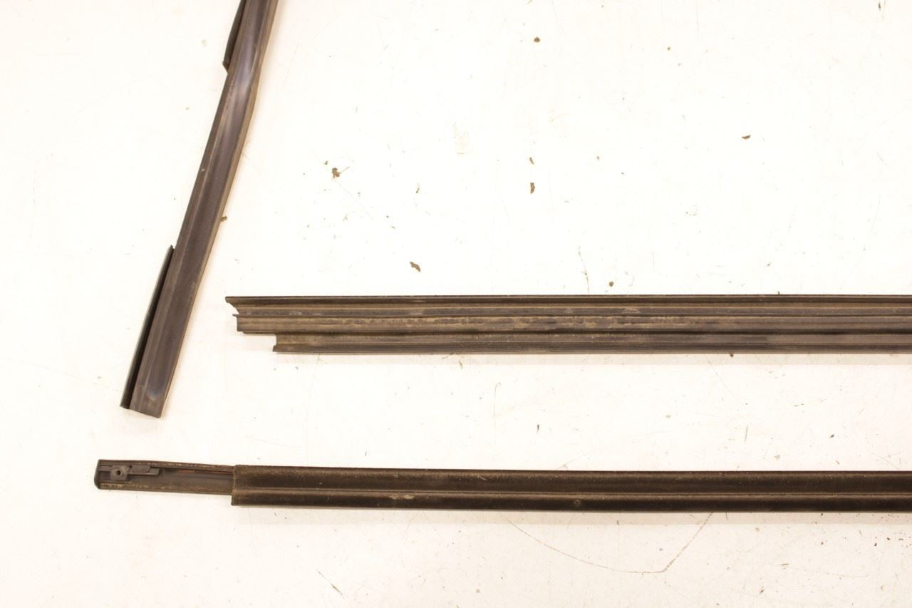 2011-23 RAM 2500 Crew Cab Tradesman RR RH Door Run Channel w/ Belt Weatherstrips - Alshned Auto Parts