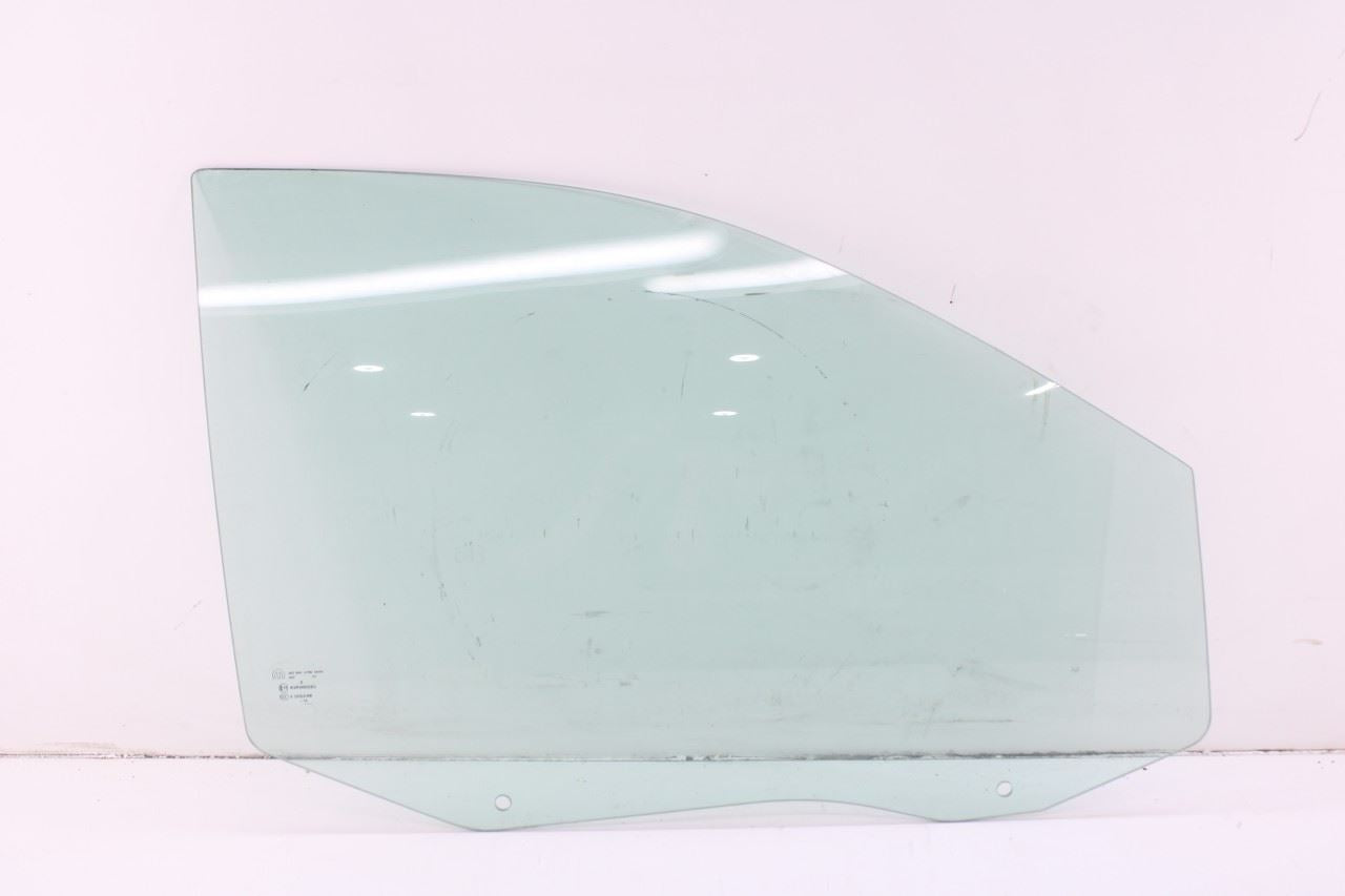 2008-20 Dodge Grand Caravan SXT Front Right Door Window Movable Glass 4894610AB0