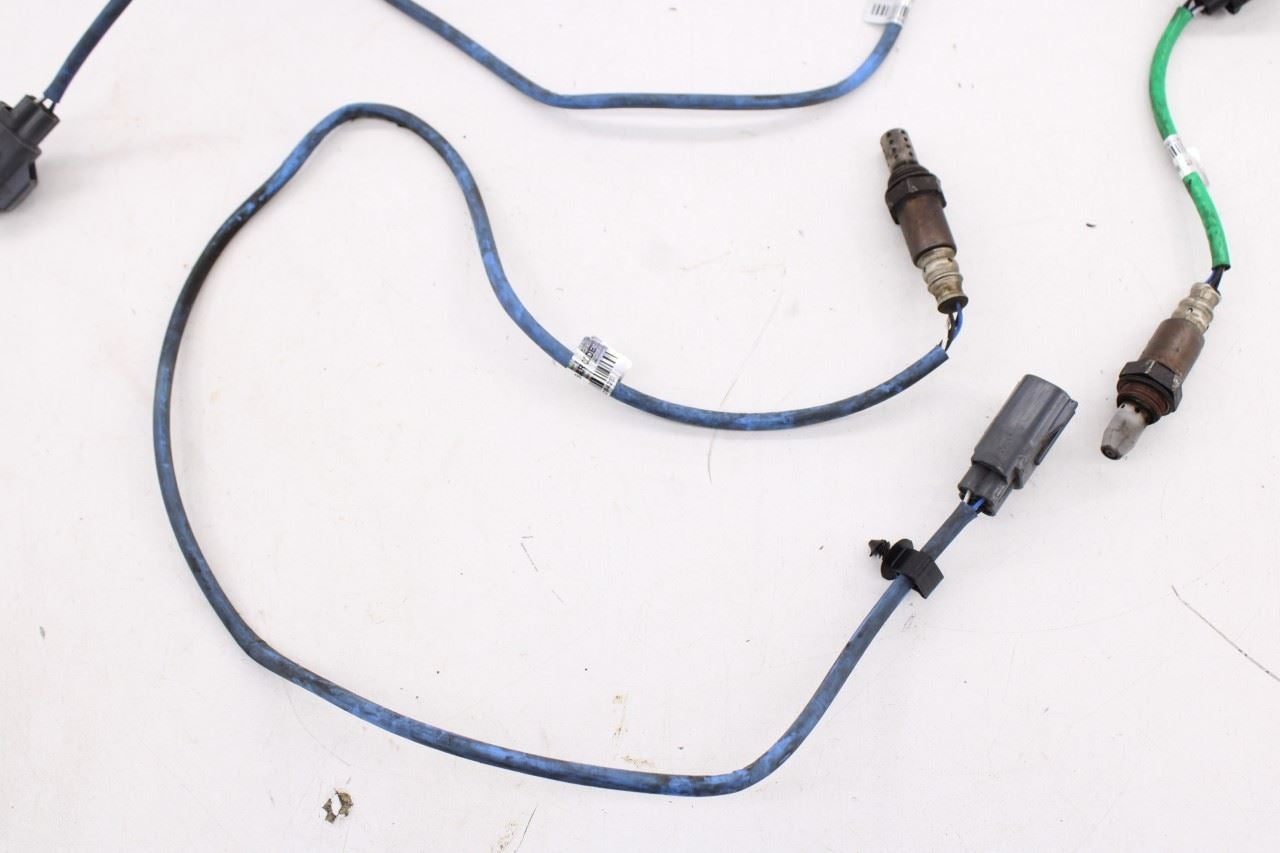 2010-2012 Land Rover Range Rover HSE 5.0L Front and Rear Oxygen Sensors LR0117107