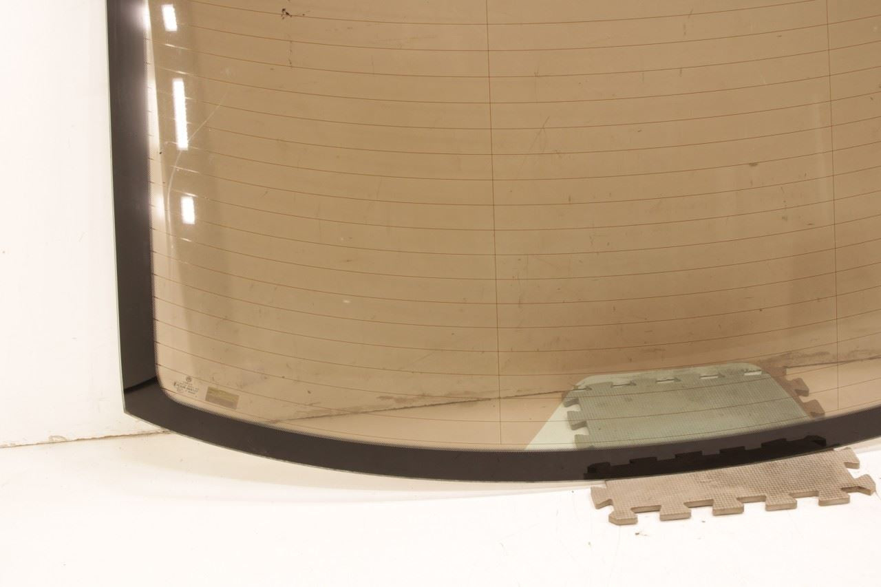 2012-2016 Volkswagen Passat SE Rear Back Window Glass 561845051DNVB OEM - Alshned Auto Parts