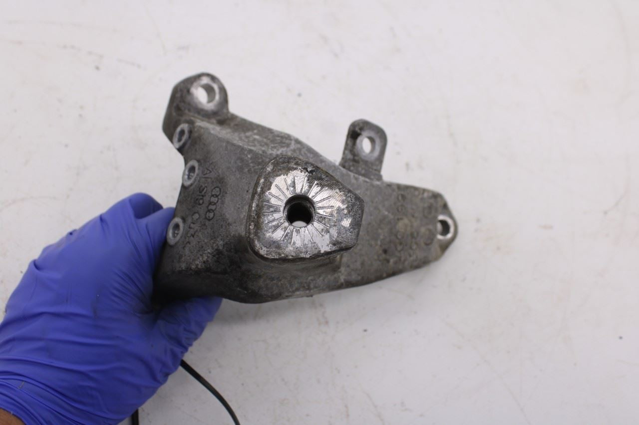 2013-16 Audi S4 Premium Plus 3.0L AWD AT Right Side Engine Support Mount Bracket5