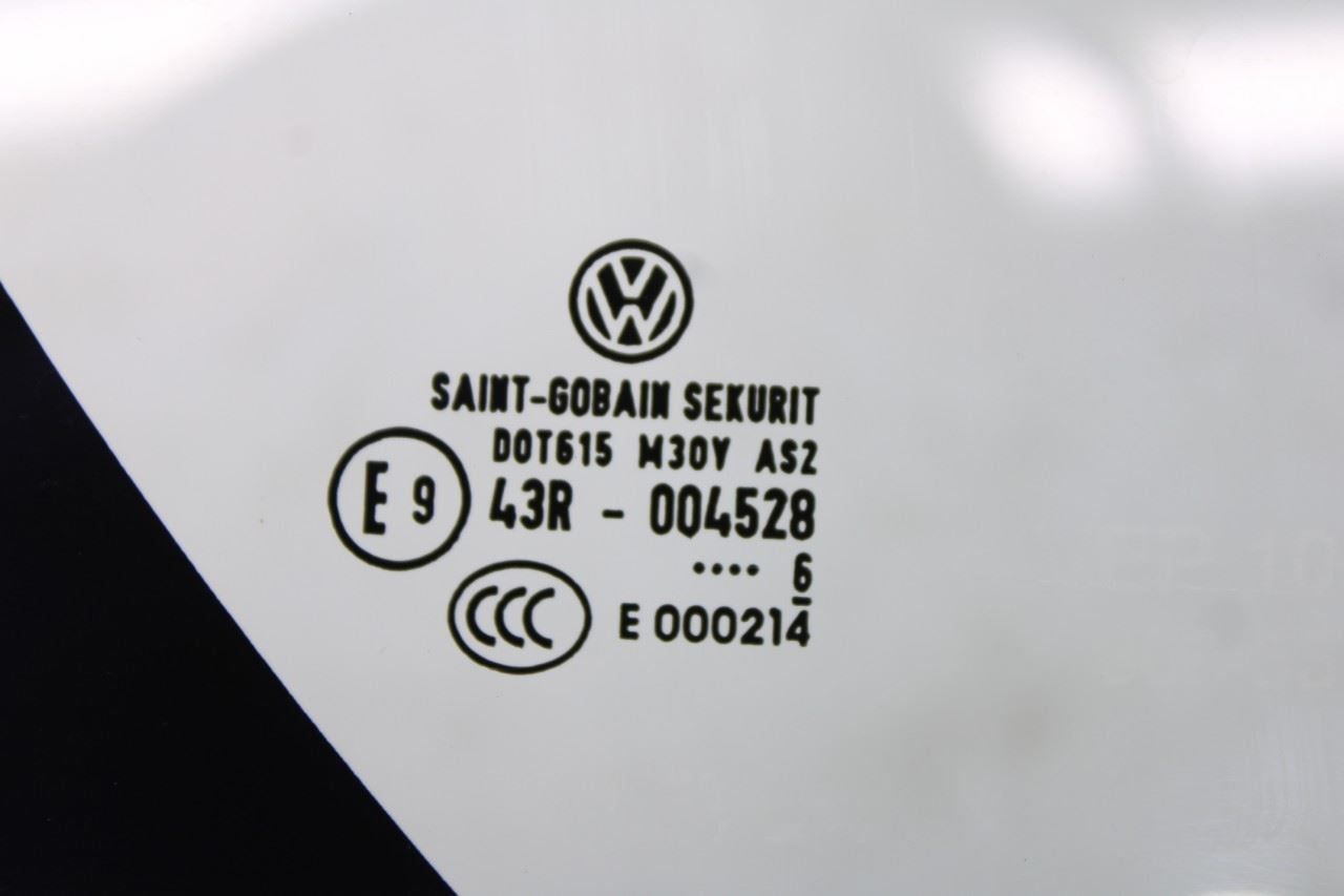 2011-2018 Volkswagen Jetta Sport Rear Right Side Door Window Fixed Vent Glass4