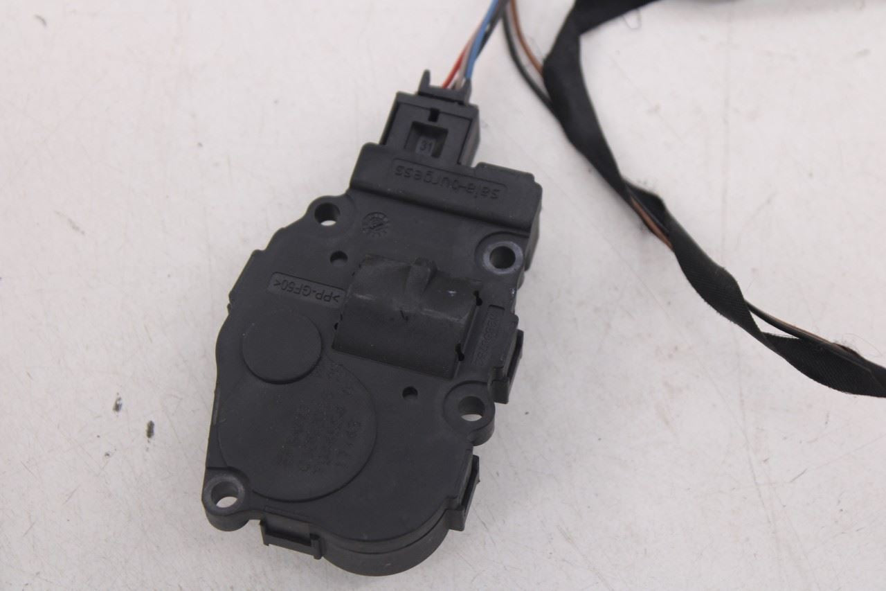 2015-2023 Mercedes-Benz C300 HVAC System Wire Harness w/ Blend Door Actuator Set18