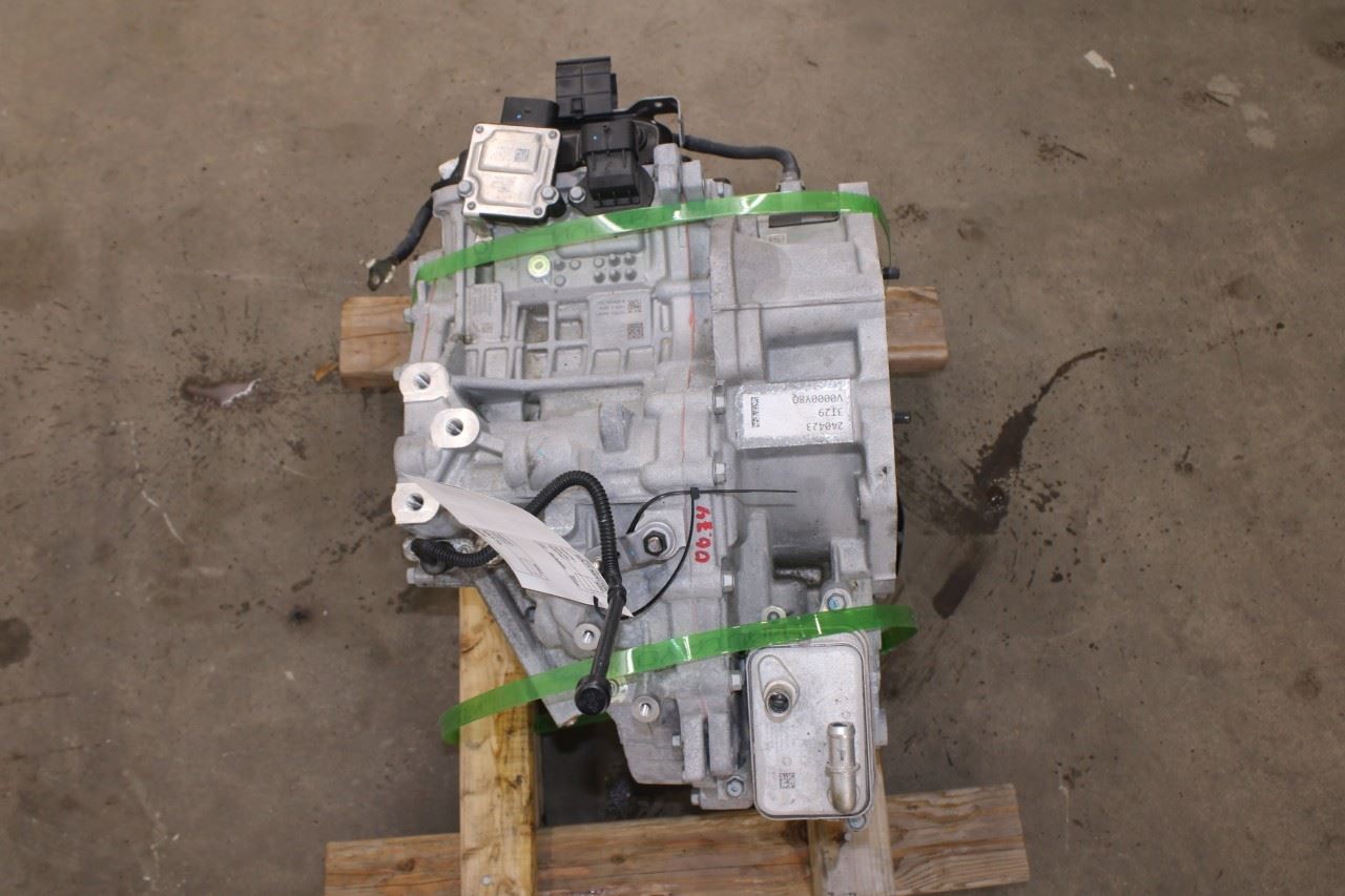 2024-2025 Volkswagen Jetta SE 1.5L FWD 8-Speed Auto Transmission 14K 09U300035D5
