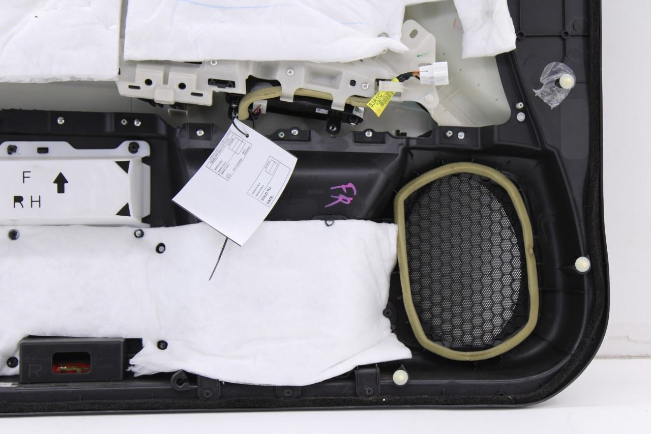 2016-19 Infiniti QX60 Front Right Side Door Trim Panel 809A0-9NF0A OEM *ReaD*20