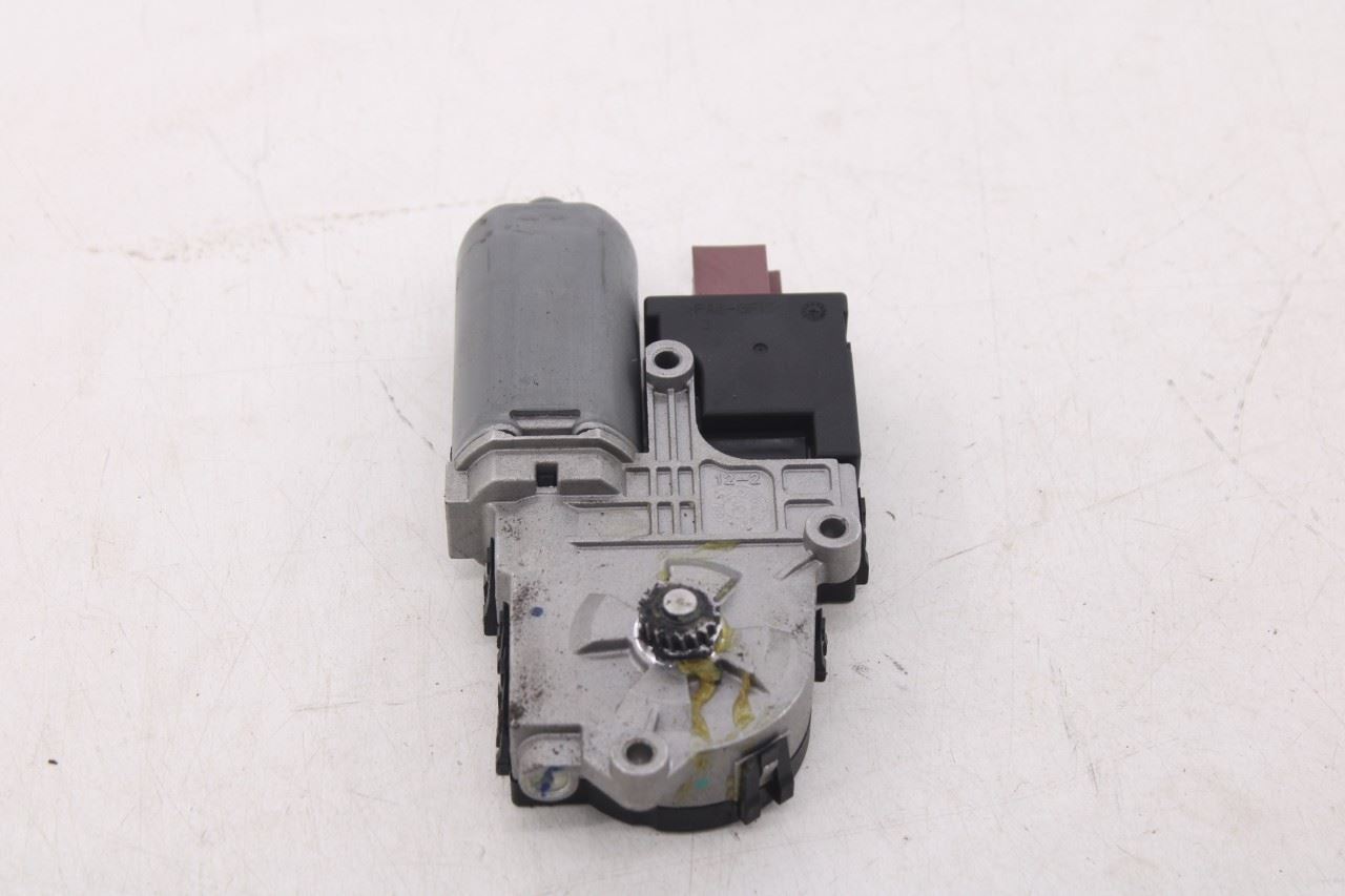 2011-2022 Jeep Grand Cherokee Laredo X 4x4 Upper Roof Sunroof Motor 68082477AC5