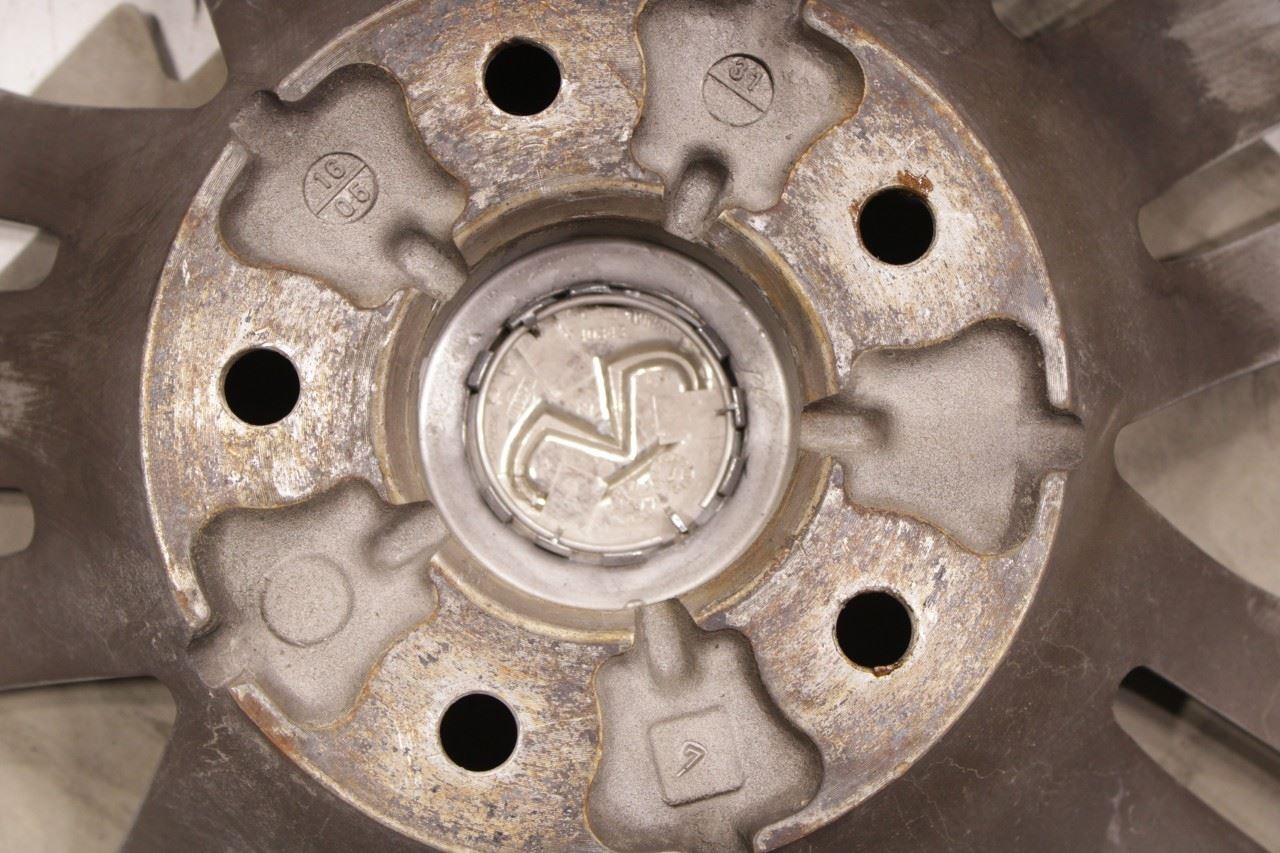 2015-18 Infiniti Q50 Premium Aluminum Wheel R19x8.5J 15 Spoke D0CMM-4GC3C *ReaD* - Alshned Auto Parts