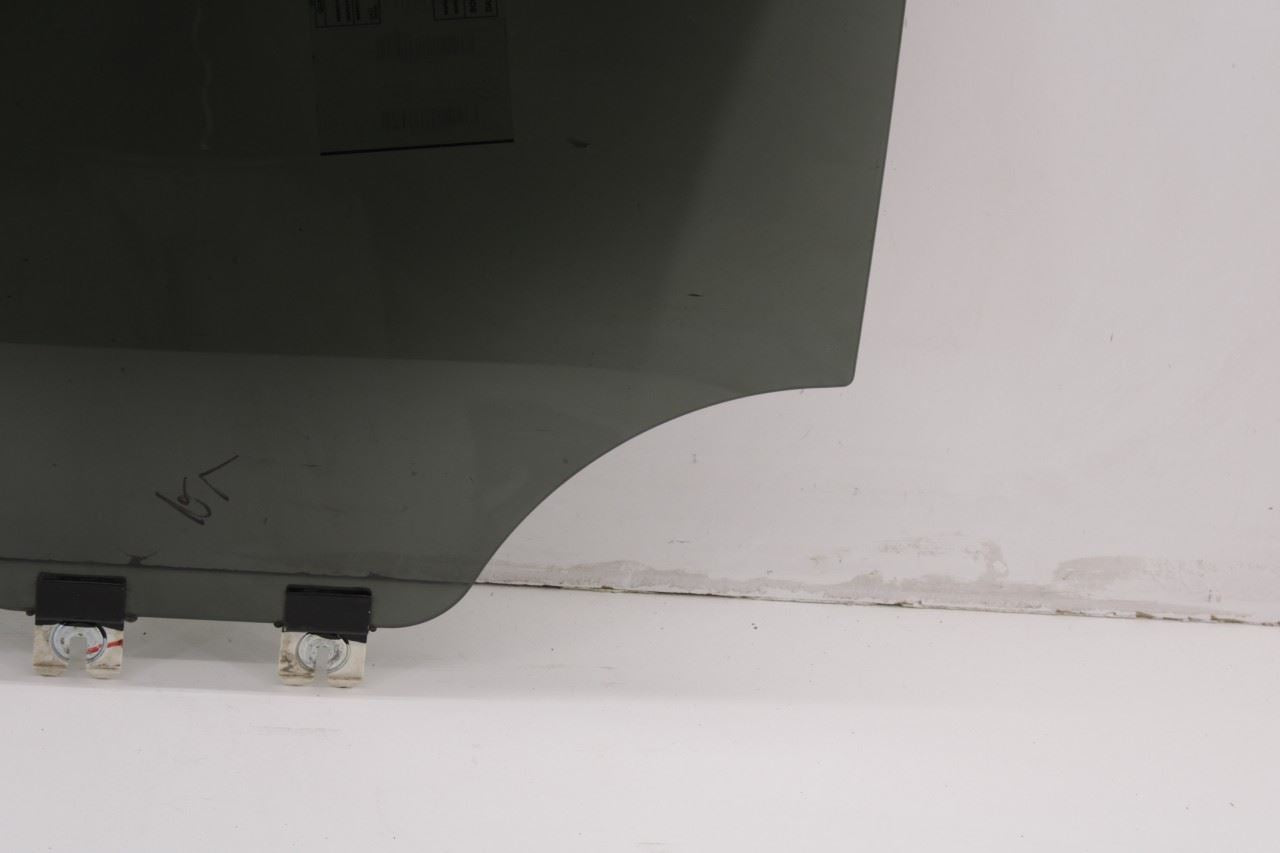 2015-2023 Jeep Cherokee Limited Rear Left Side Door Window Glass 68104623AC OEM - Alshned Auto Parts