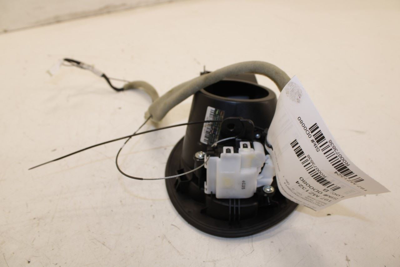 21-25 Mazda CX30 S 2.5L Fuel Tank Filler Door Lid Cover Pocket DGH942421 *ReaD* - Alshned Auto Parts