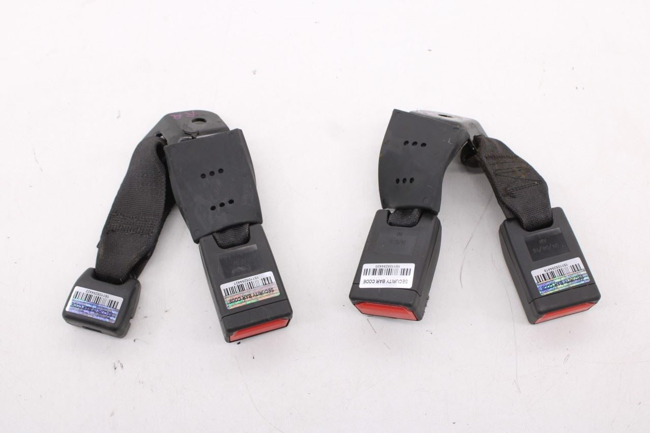 2017-19 Buick LaCrosse Premium Rear Right and Left 2nd Row Seat Belt Buckle Set6