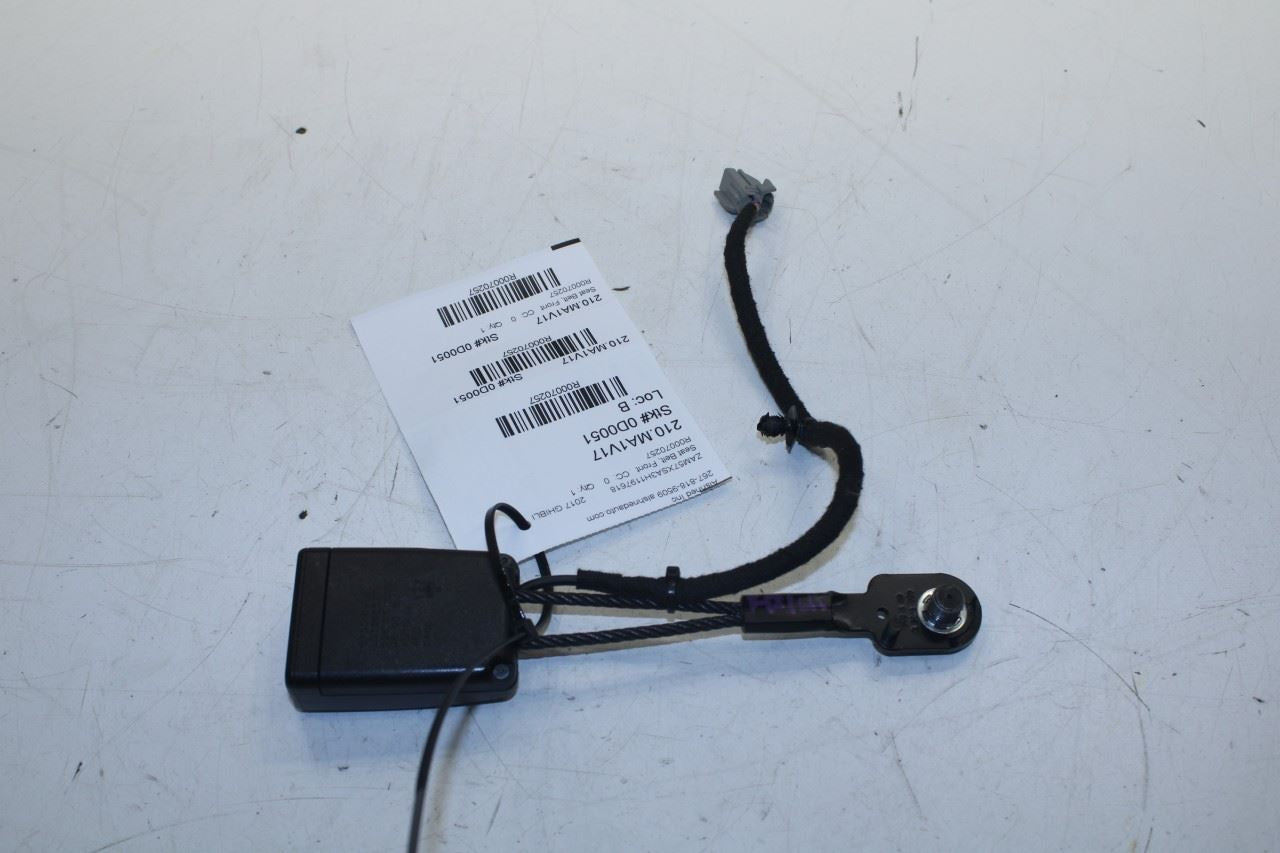 17-21 Maserati Ghibli 3.0L Front Driver Left Side Seat Belt Buckle 670016905 OEM - Alshned Auto Parts