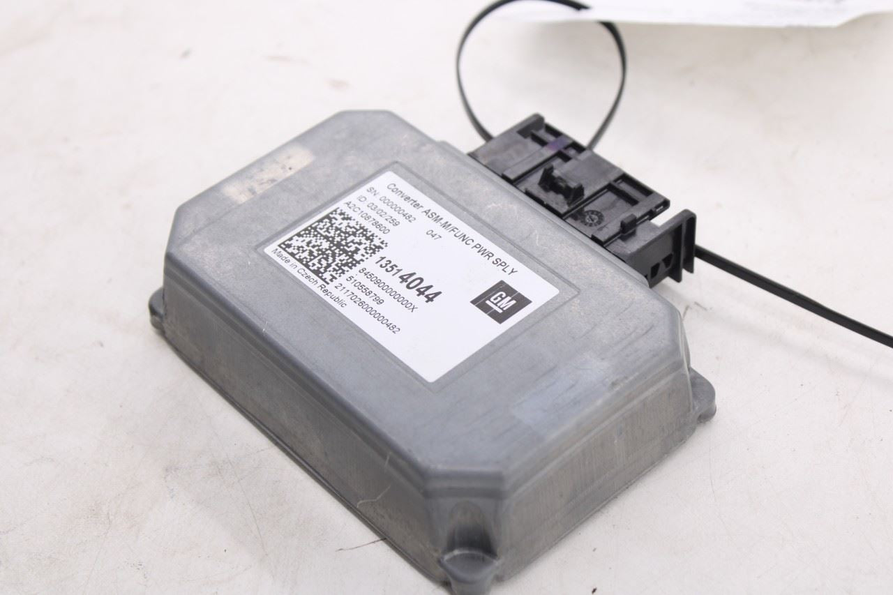 2018-2024 Chevrolet Equinox LT Power Supply Voltage Inverter Converter Module 3