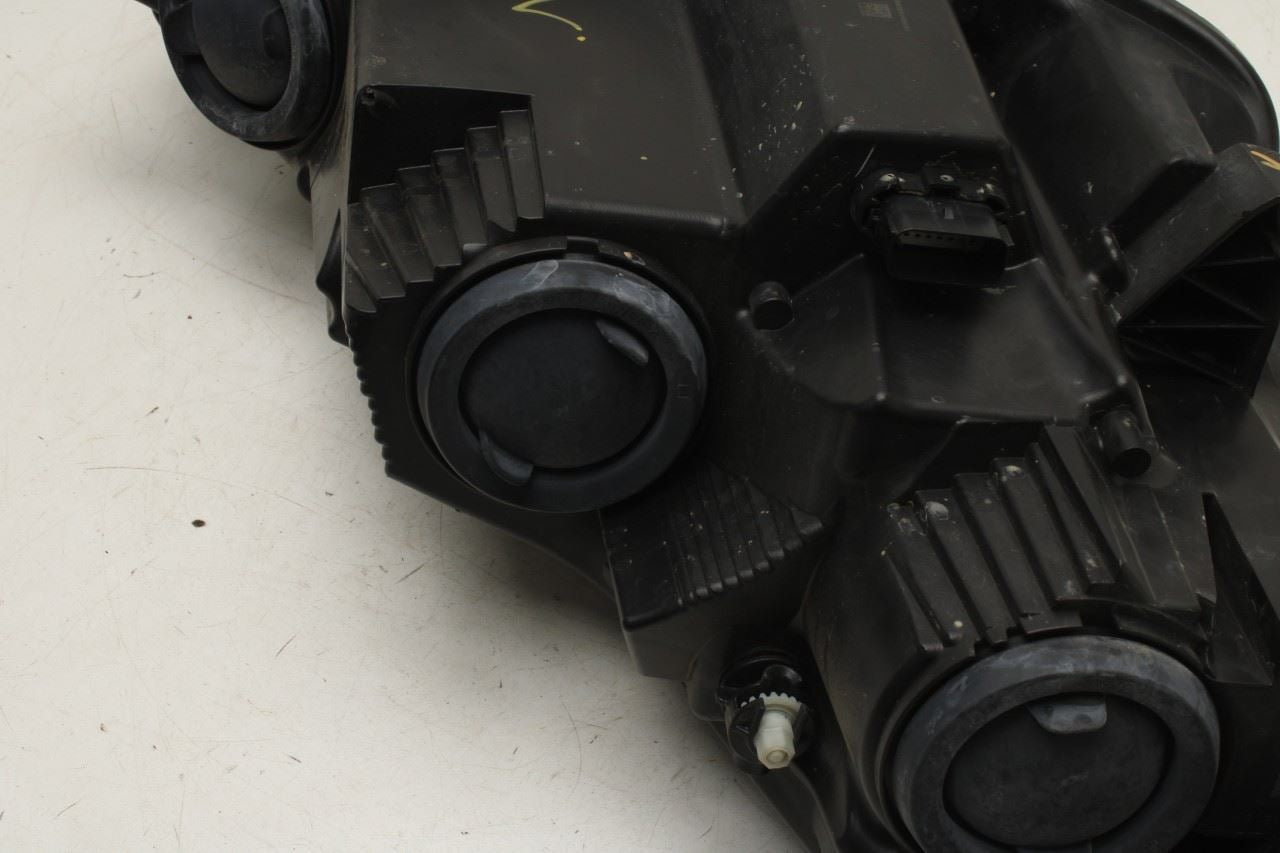 20-25 Ford Escape SEL 2.0L Driver Left Side Headlight Lamp LJ6B-13W030-BF *ReaD* - Alshned Auto Parts