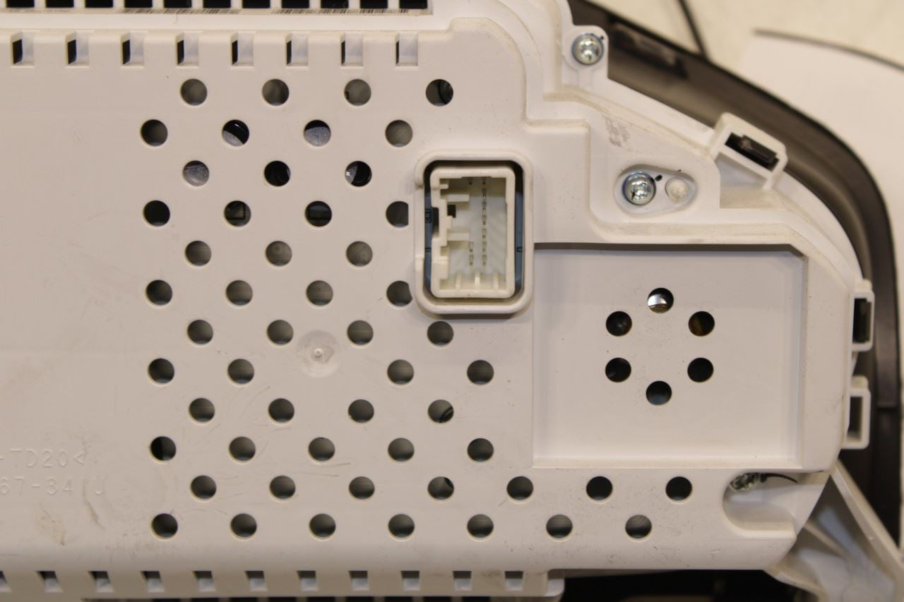 15-16 Volvo S60 T5 Premier FWD Speedometer Gauge Instrument Cluster 105K Mileage - Alshned Auto Parts