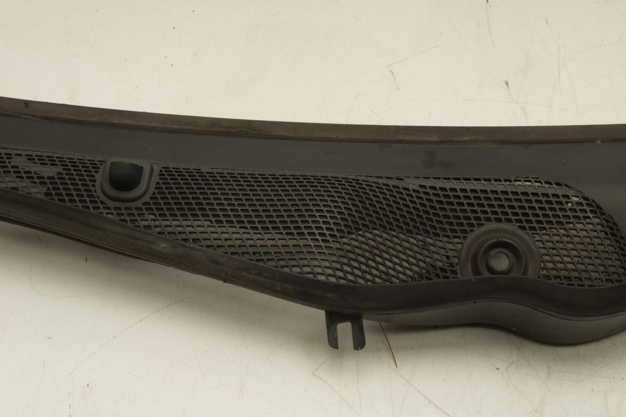 10-16 Mercedes-Benz E350 Sport 4MATIC FR Windshield Cowl Vent Grille Cover Panel - Alshned Auto Parts