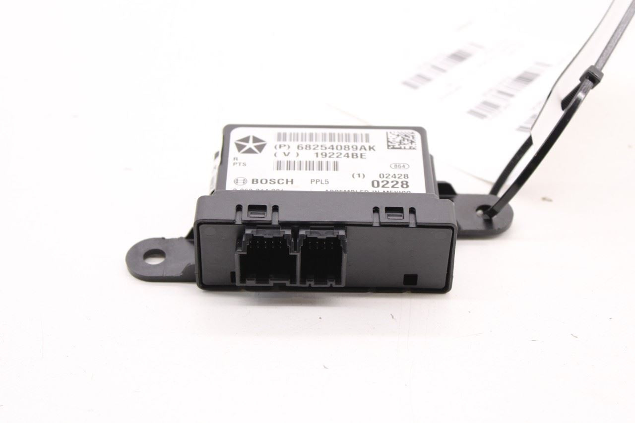 2016-2018 Jeep Grand Cherokee Limited Parking Assist Control Module 68254089AK - Alshned Auto Parts