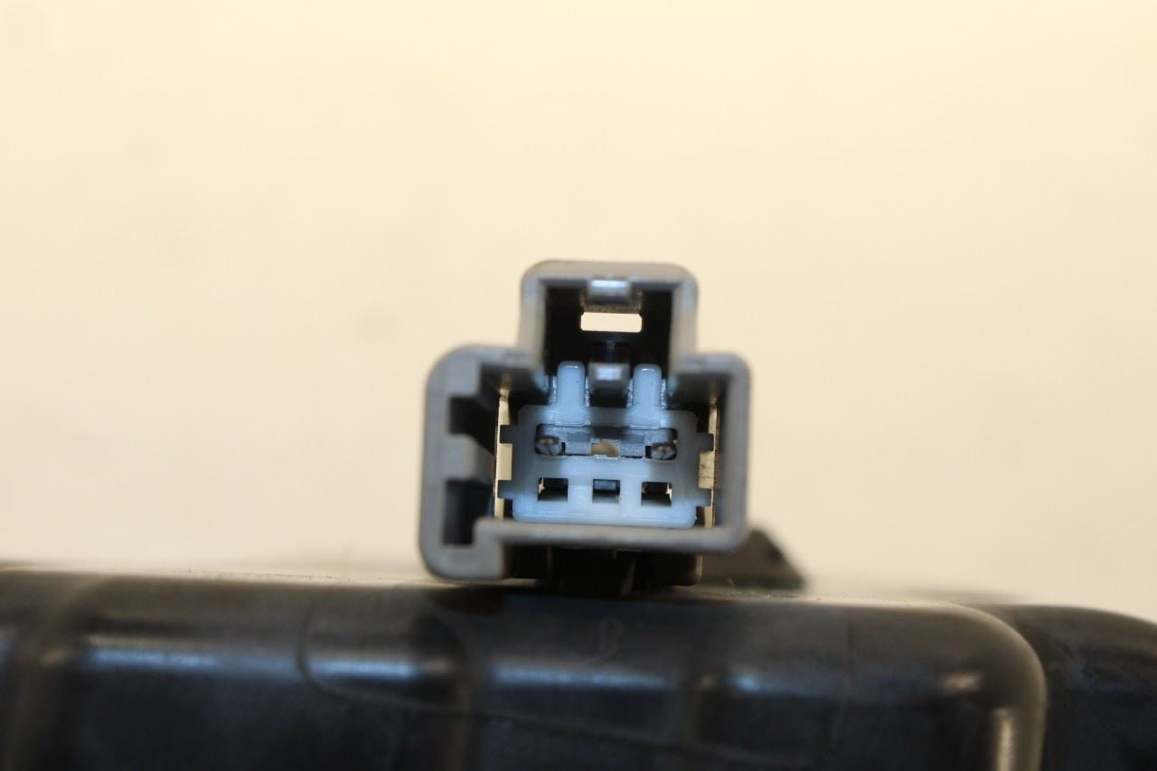15-18 Jeep Wrangler Sport 2dr Front Right Side Housing Audio Speaker 68223344AA - Alshned Auto Parts