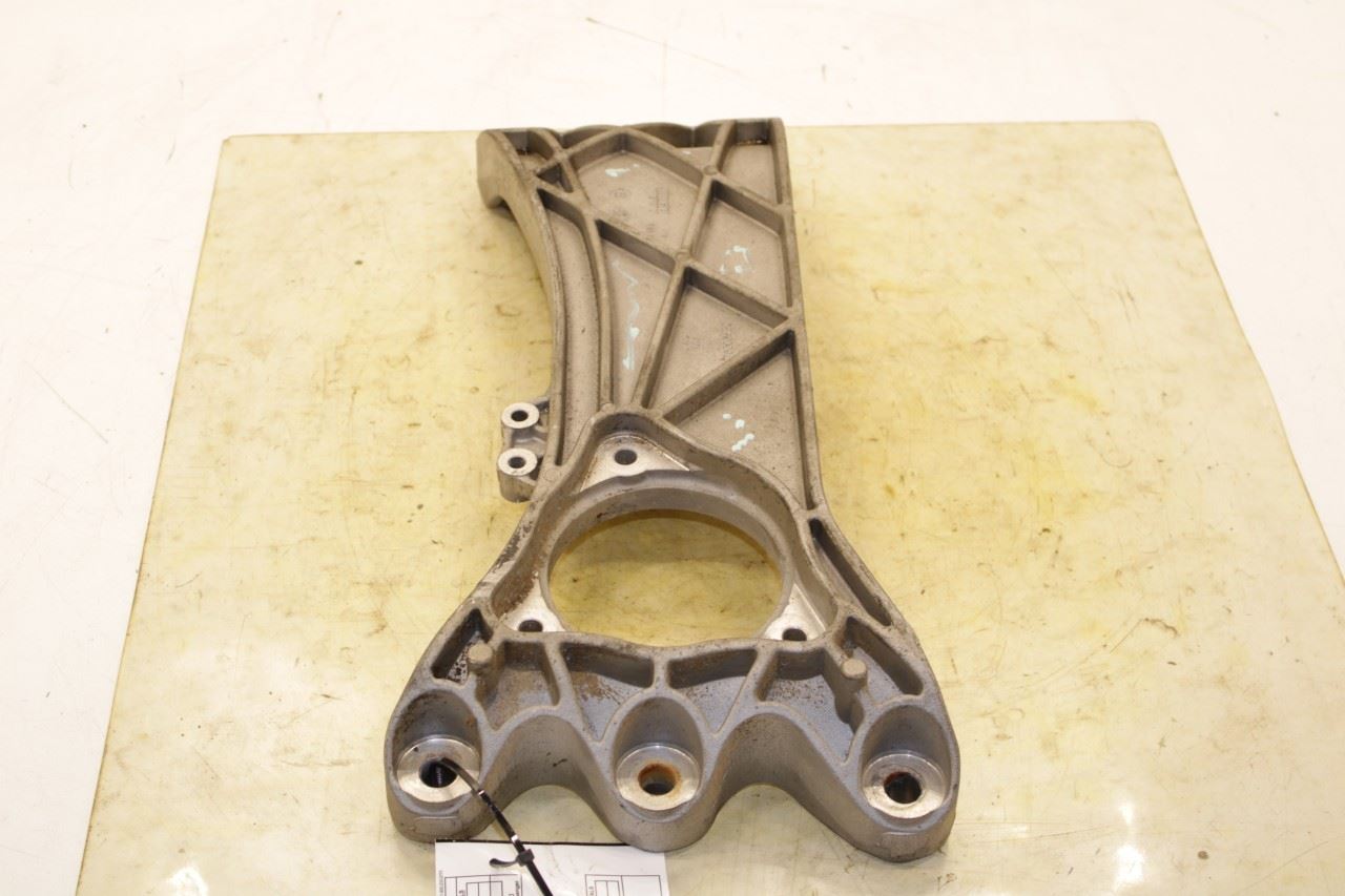2014-2020 Maserati Ghibli S Q4 3.0L AWD Transmission Crossmember Mount Bracket - Alshned Auto Parts