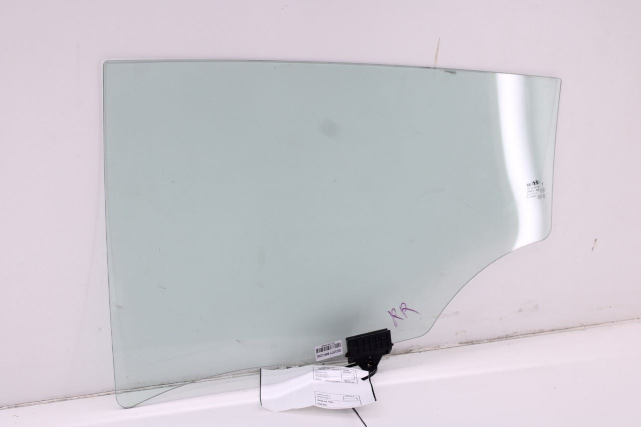 2019-2021 Hyundai Veloster Rear Right Door Window Movable Glass 83420-J3000 OEM7