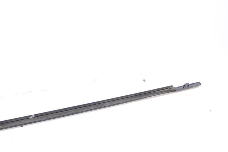 14-20 Infiniti QX60 Rear Right Door Window Outside Belt Molding 82820-3JA0B OEM - Alshned Auto Parts