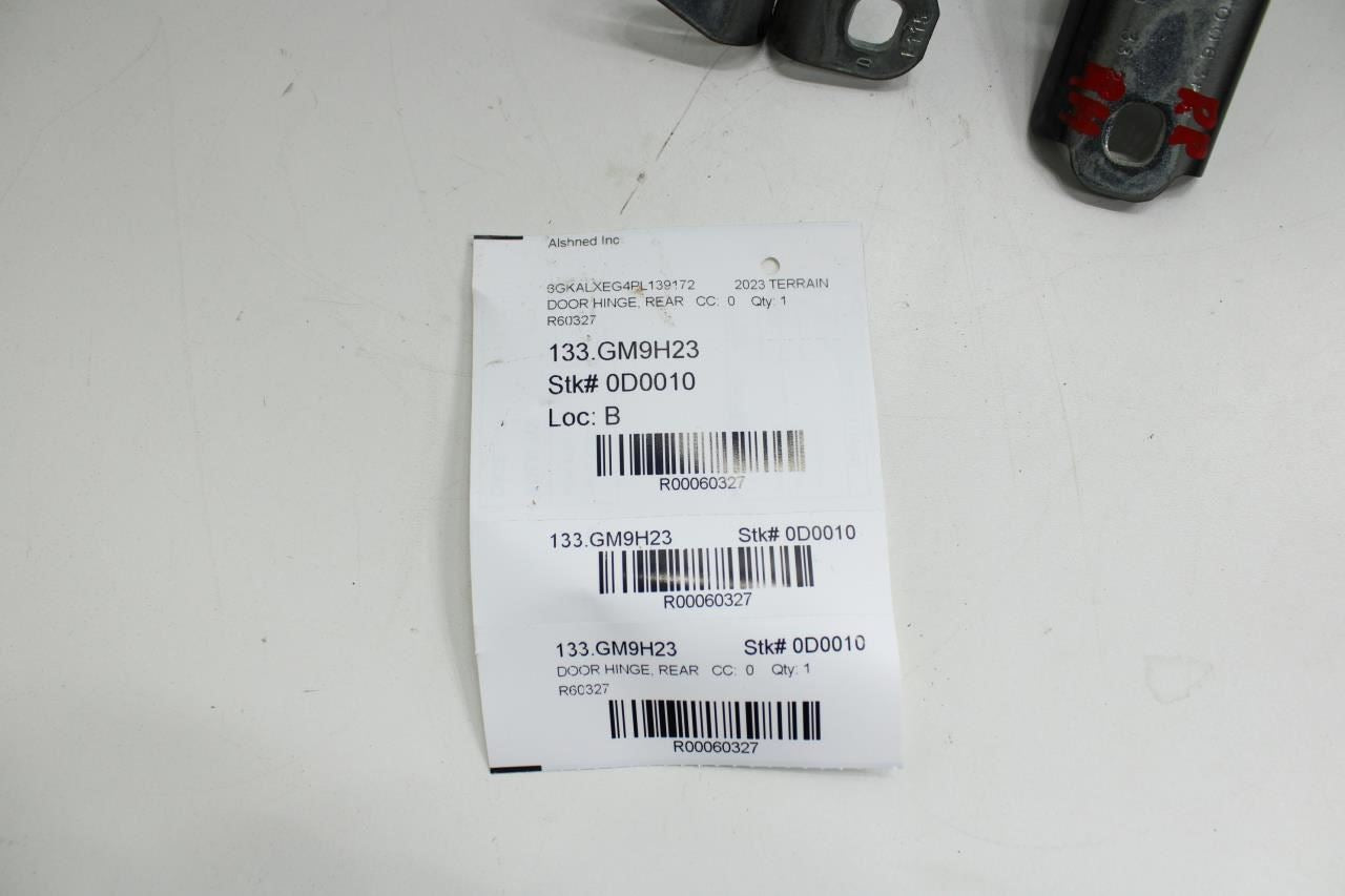 18-24 GMC Terrain Denali Rear Right Side Door Hinge Upper and Lower 13590932 OEM - Alshned Auto Parts