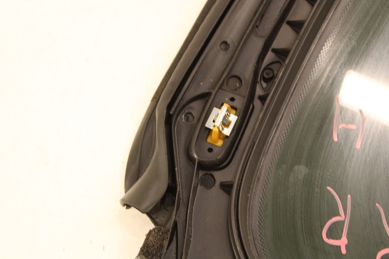 17-23 GMC Acadia SLT-1 Rear LH Door Vent Glass Run Channel w/ Belt Molding Seal - Alshned Auto Parts