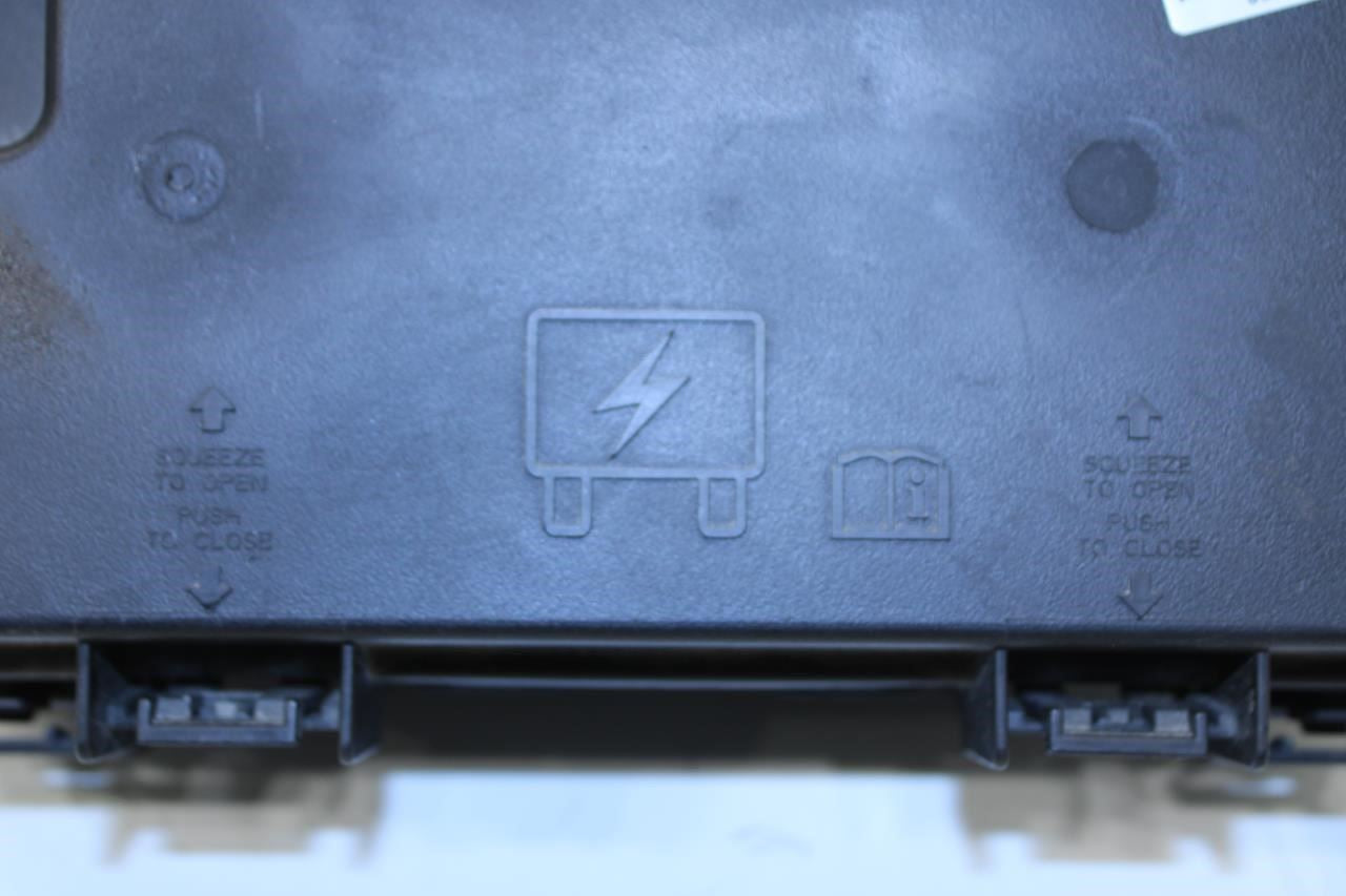 11-15 Jeep Wrangler 3.6L Totally Integrated Power Module Fuse Box 68163903AB OEM - Alshned Auto Parts