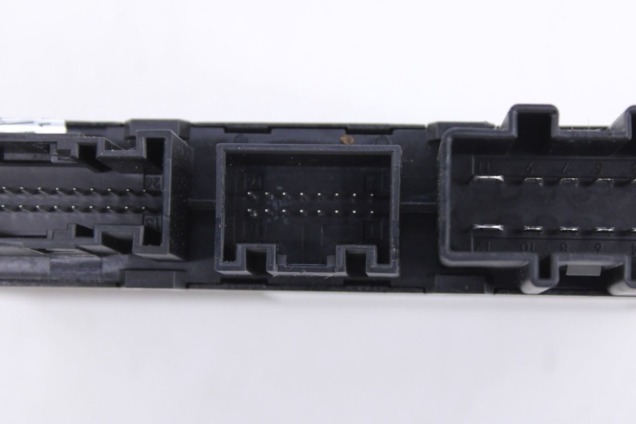 2013-2014 Porsche Cayenne S Front Right Passenger Side Power Seat Control Module4