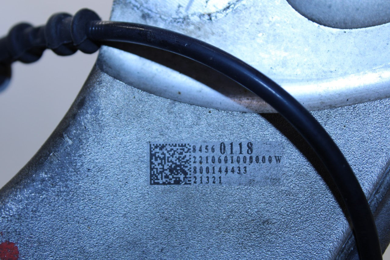 2019-2024 Chevrolet Blazer 2LT Front Right Side Spindle Knuckle Hub 84560118 OEM - Alshned Auto Parts