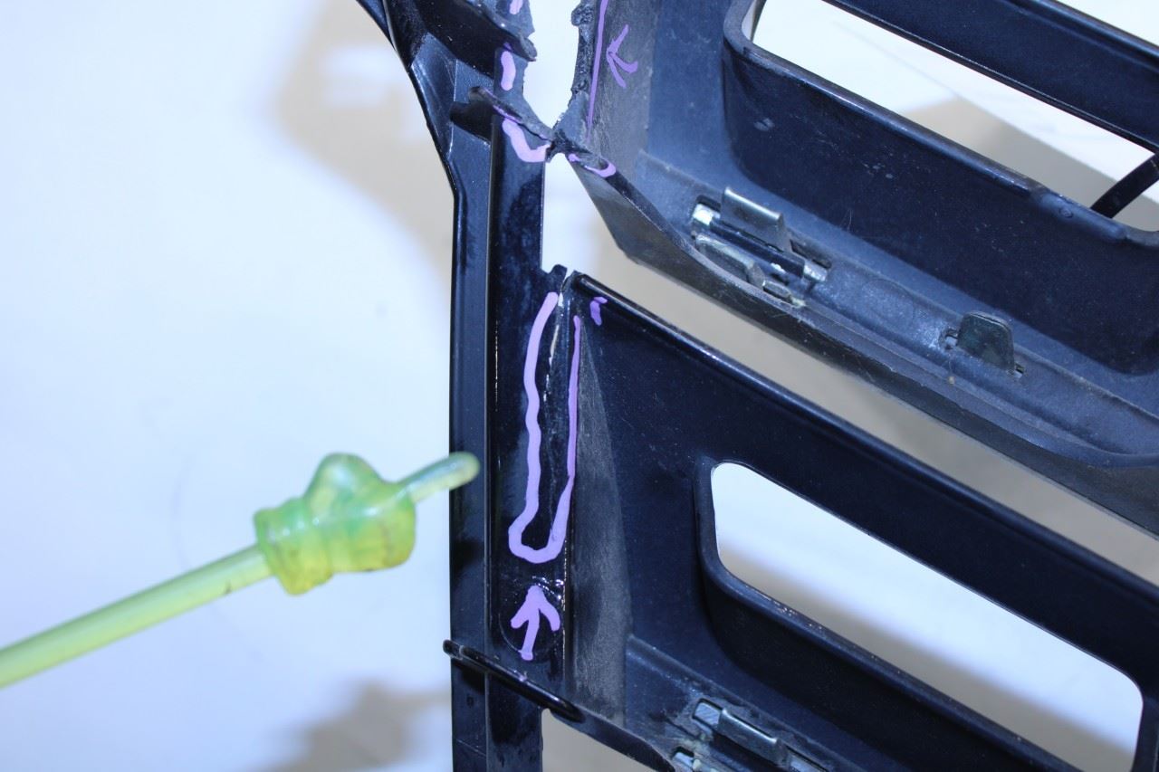 12-15 Mercedes-Benz ML350 Front Radiator Upper Grille 166-880-10-85-9040 *ReaD* - Alshned Auto Parts