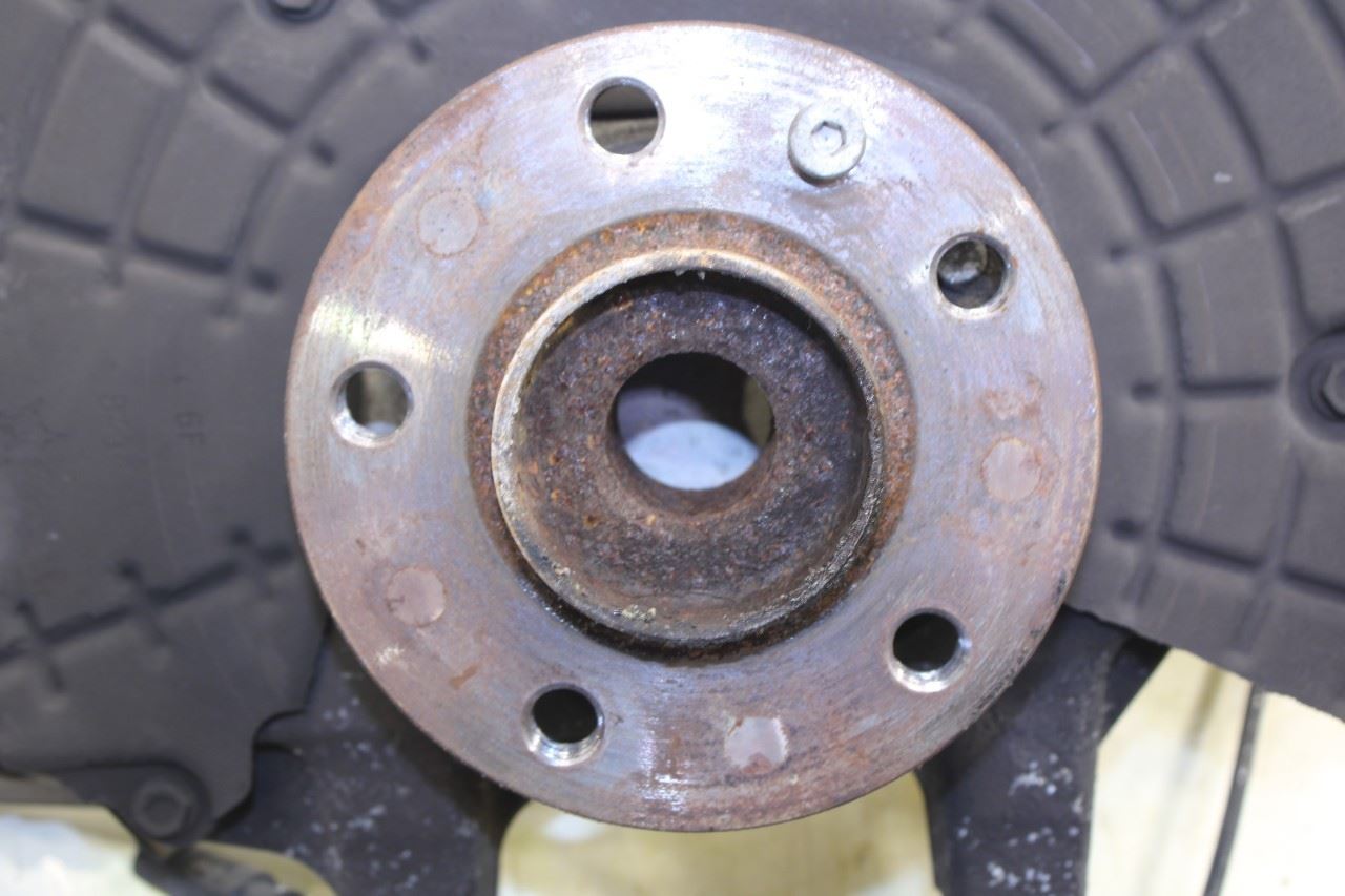 2014-2020 Maserati Ghibli RWD Front Right Side Spindle Knuckle Hub 670004762 OEM - Alshned Auto Parts