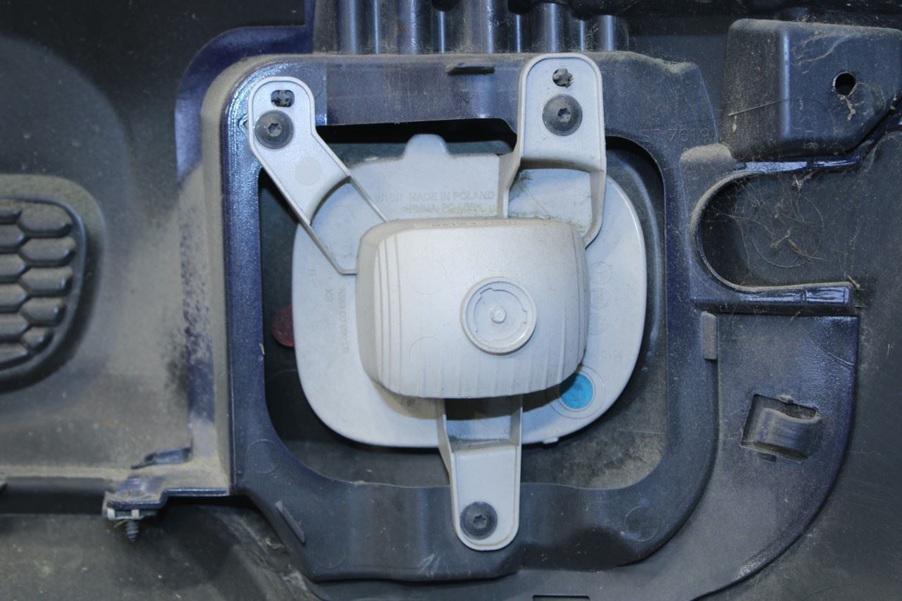 2015-2023 Jeep Renegade Rear Bumper Cover with Reflectors 5VW93LXHAA OEM - Alshned Auto Parts