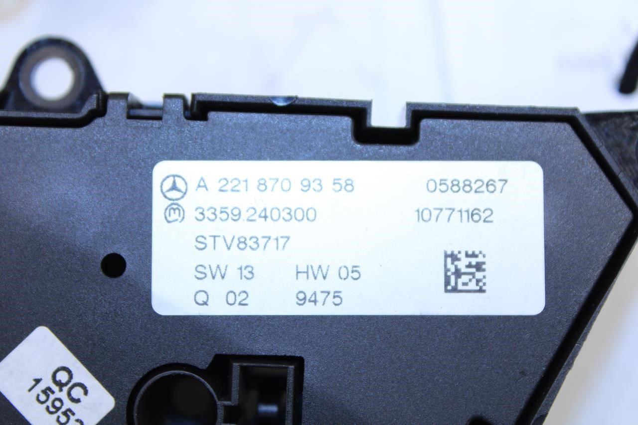 07-13 Mercedes-Benz S550 Front RH Door Seat Memory Control Switch 221-870-93-58 - Alshned Auto Parts