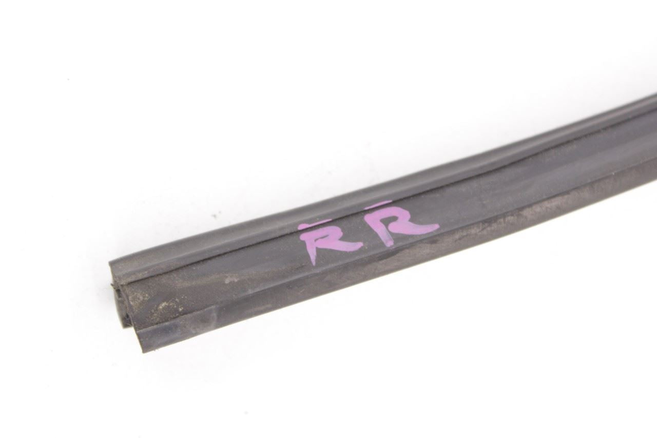 16-18 KIA Sorento EX RR RH Door Run Channel w/ Belt Outer and Inner Weatherstrip - Alshned Auto Parts