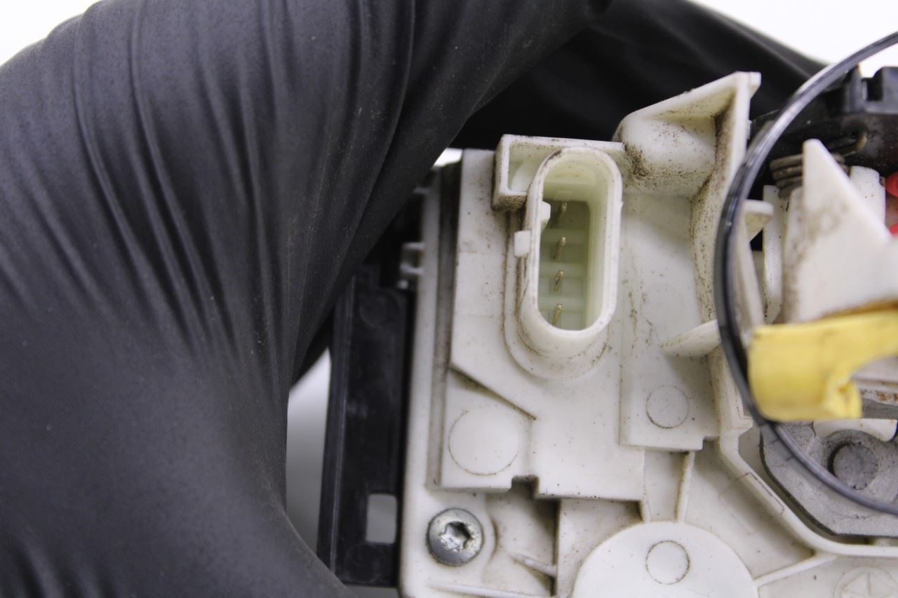 12-18 RAM 1500 Laramie Front Right Side Door Lock Latch Actuator 4589422AH OEM - Alshned Auto Parts