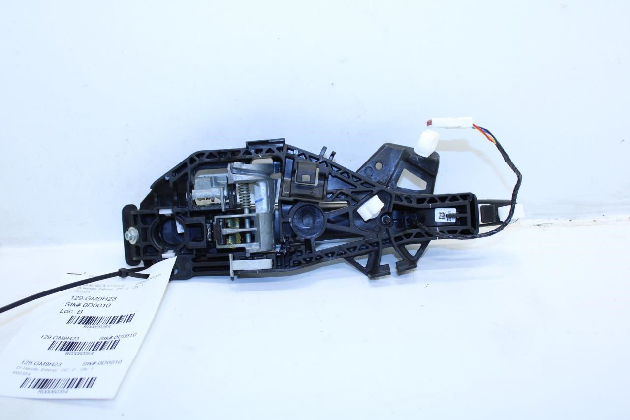 2018-2024 GMC Terrain Denali Front Right Side Door Exterior Handle 13521819 OEM - Alshned Auto Parts