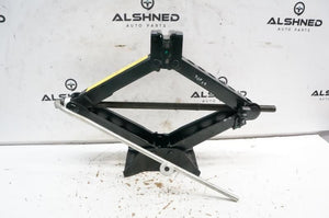 2015-23 Land  Rover Discovery Sport HSE 2.0L Scissor Lift Jack GJ32-17080-AC OEM