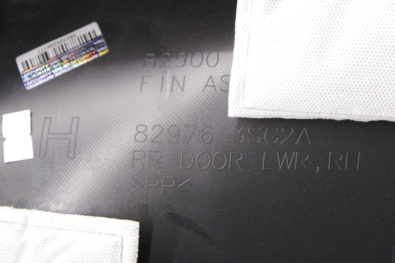 2015-2019 Nissan Sentra SL Rear Right Side Door Trim Panel 82976-3SG2A OEM - Alshned Auto Parts