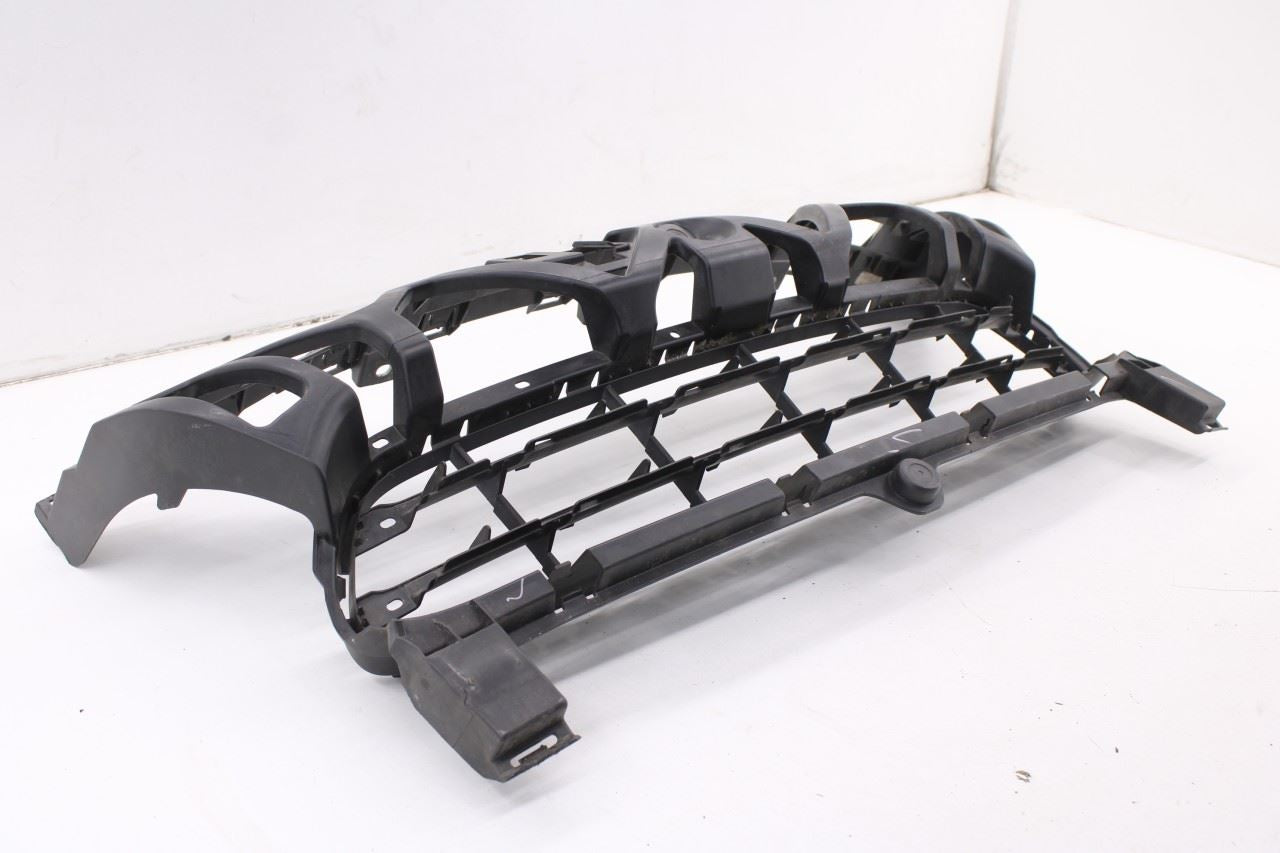 2011-2014 Porsche Cayenne S Front Bumper Support Rail Grille Center Panel16