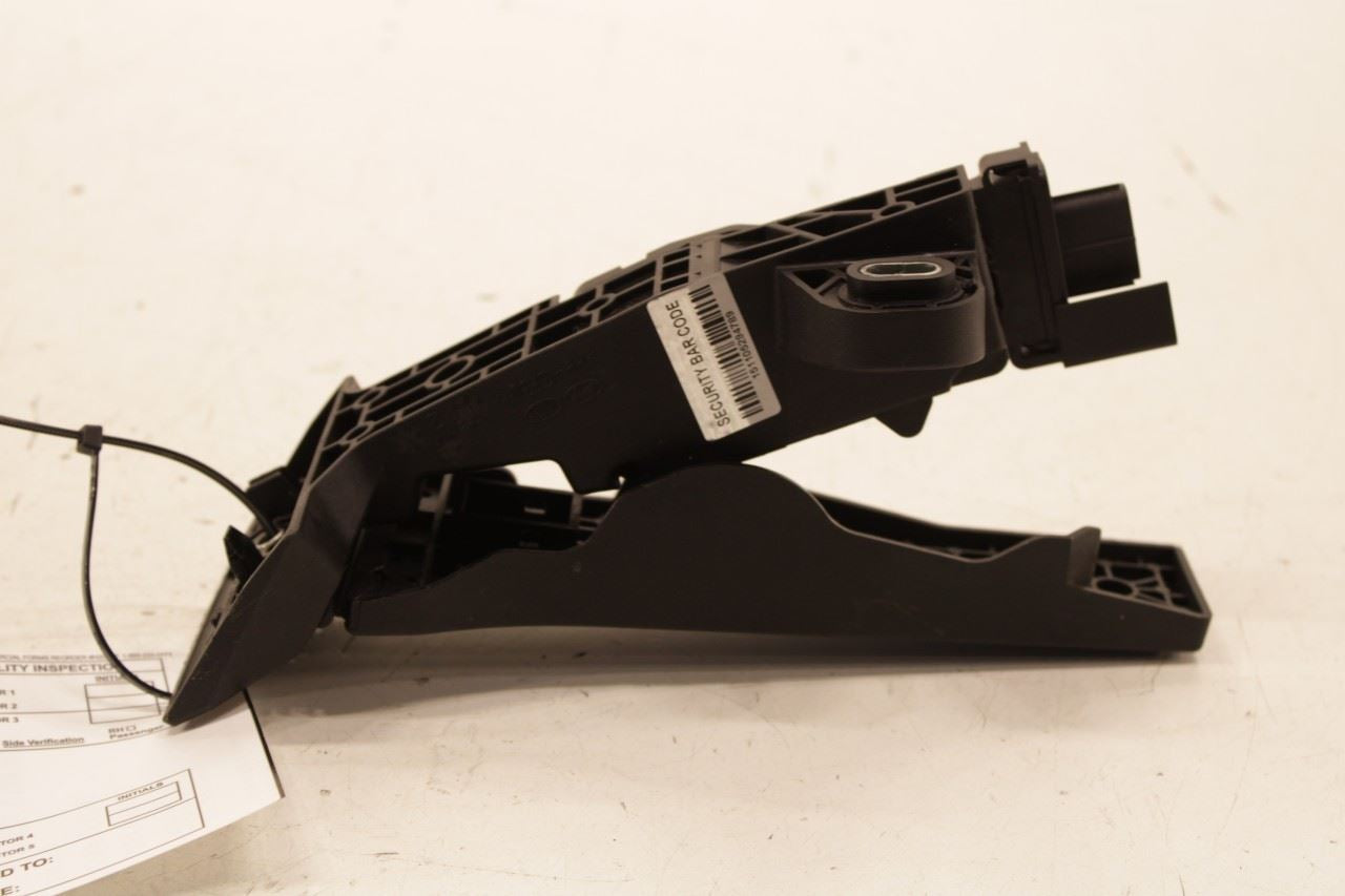 22-23 Hyundai Tucson SEL 2.5L Accelerator Throttle Gas Pedal Sensor 32700-N9100 - Alshned Auto Parts