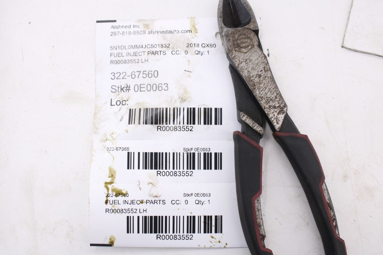 2017-20 Infiniti QX60 3.5L 6 cyl Left Side Fuel Rail with Injectors 17521-6KA0B12