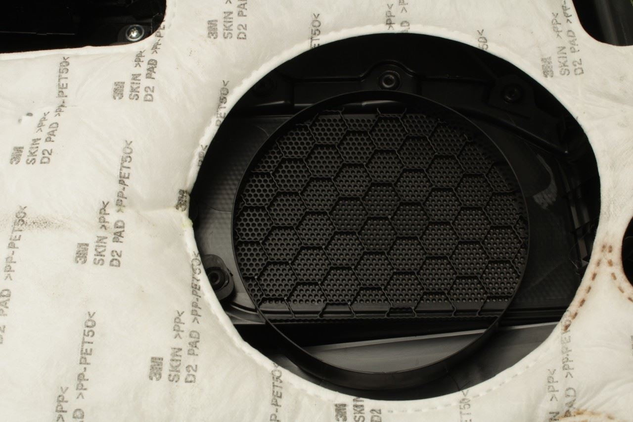 19-2020 Kia Optima LX Front Right Passenger Door Trim Panel 82302-D5150BKL *ReaD - Alshned Auto Parts